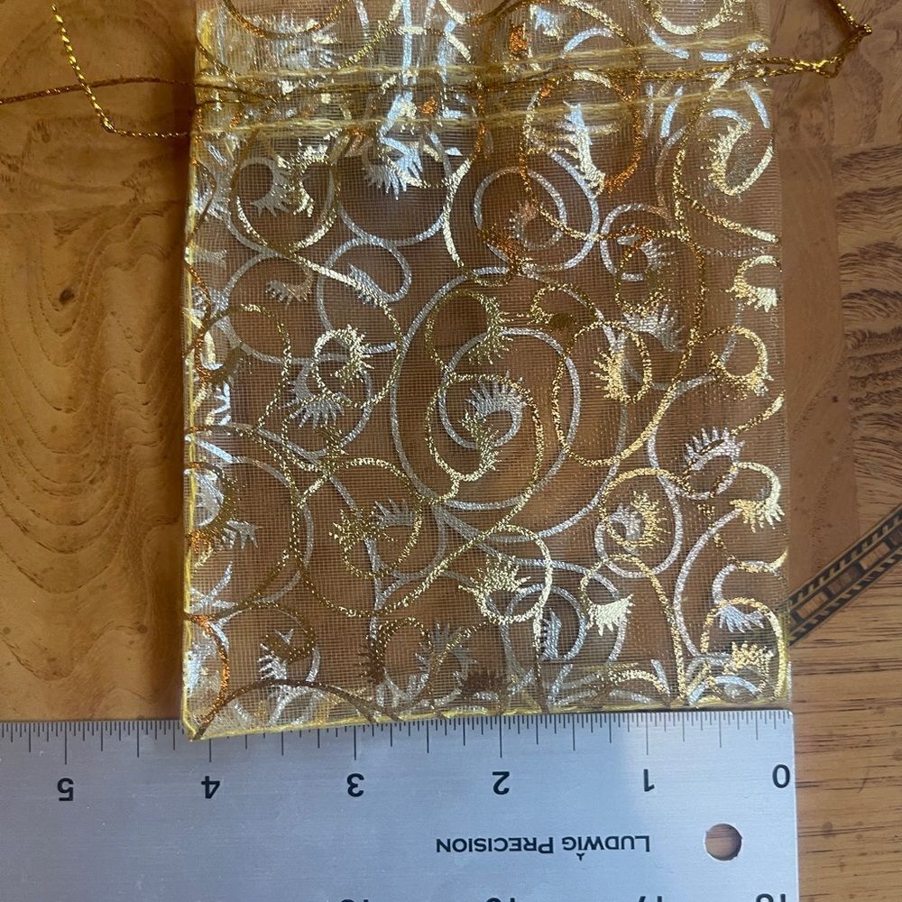Decorative Drawstring Bags! - Picture 10 of 11